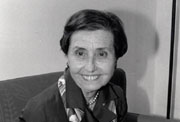 M.ª Soledad en el acto. Concesión del Premio María Zambrano de la Junta de Andalucía, 1998